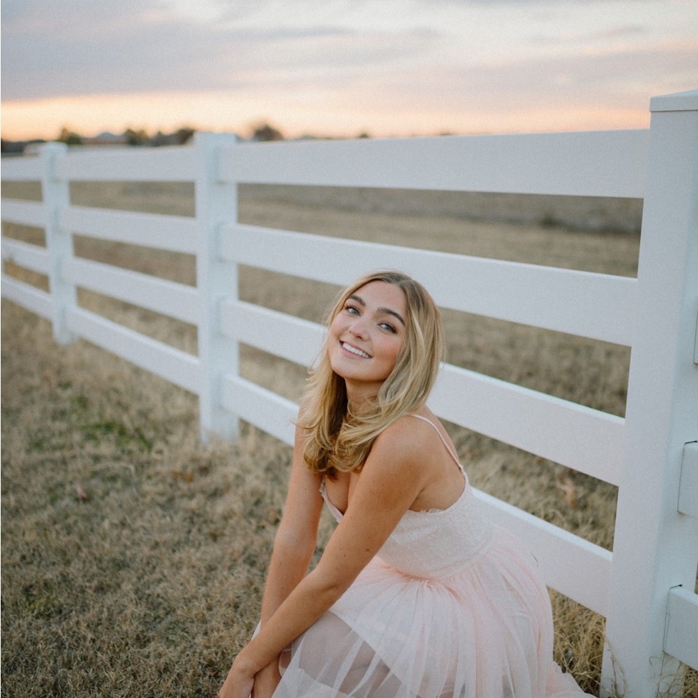 Meet the Posher: Chloe Scott